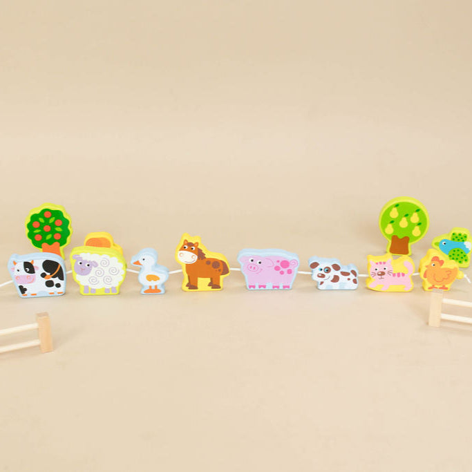 Farm Play Set Lacing Toy SpiritnSprout